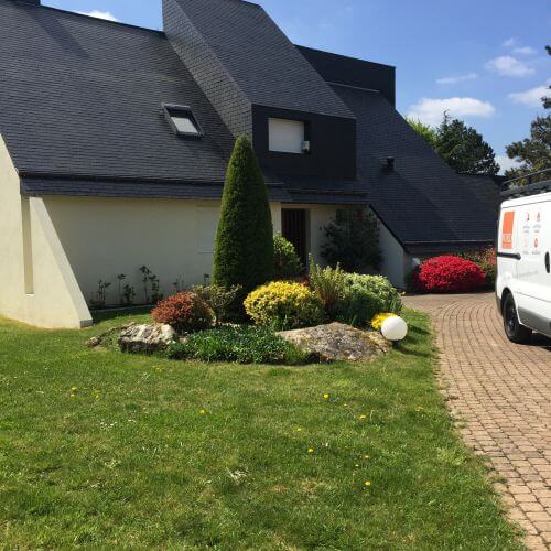 Photo après le nettoyage des façades de cette maison d'architecte situé à SAUTRON